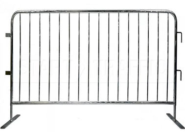 Metal Pedestrian Control Barriers / Crowd Control Barricades Rust Resistance